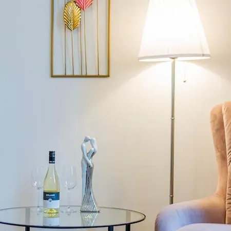 Gozsdu Charming Suite By Newave Apartments Budapest Exterior photo