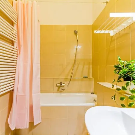 Gozsdu Charming Suite By Newave Apartments Budapest Exterior photo